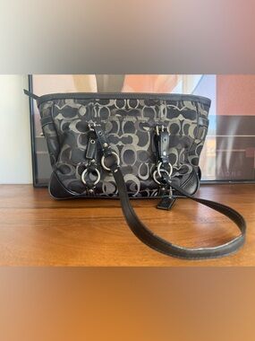Coach F15669 Black and Gray Signature Canvas Tote with leather